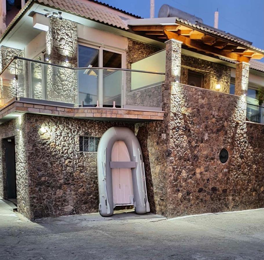Black Rocks Family, Luxury Seafront Beach Maisonette Agios Gordios  Buitenkant foto