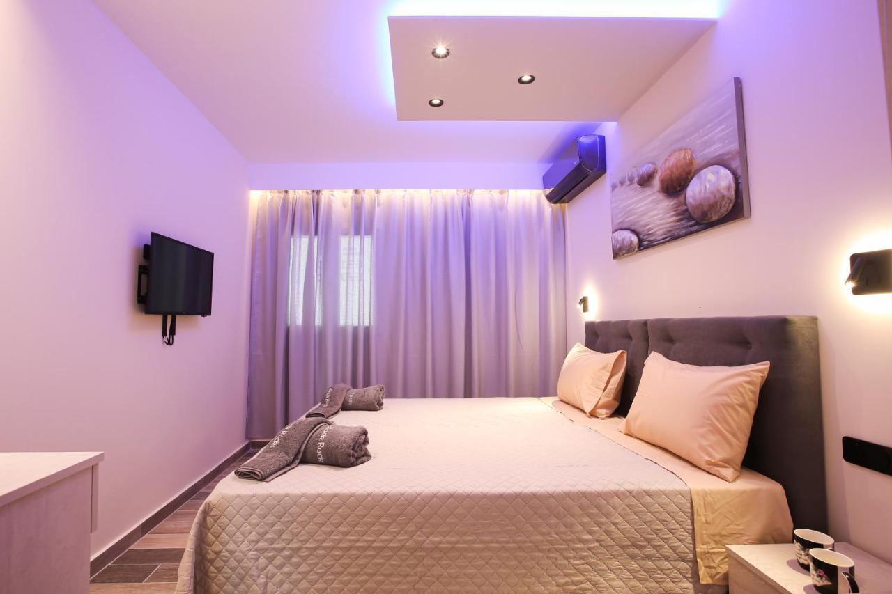 Black Rocks Family, Luxury Seafront Beach Maisonette Agios Gordios  Buitenkant foto