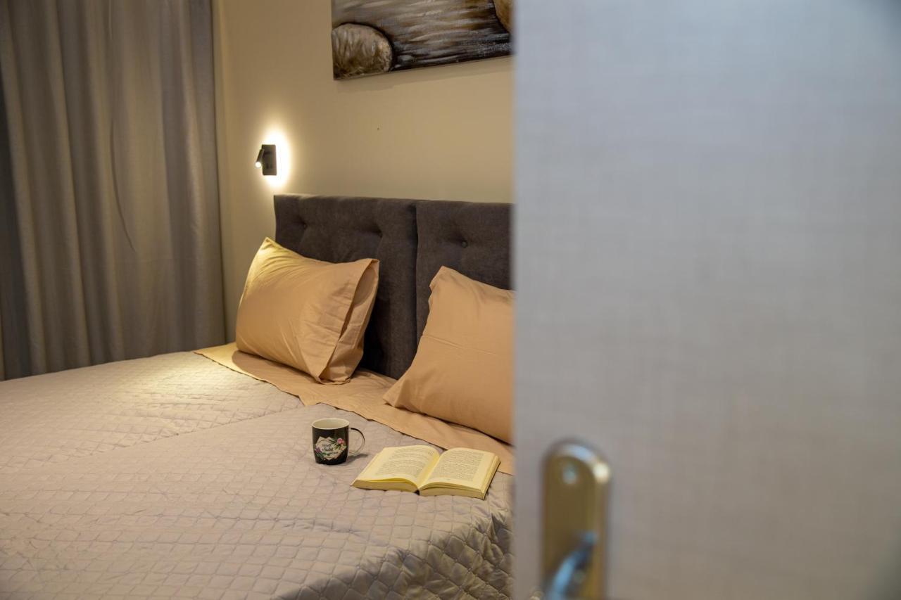 Black Rocks Family, Luxury Seafront Beach Maisonette Agios Gordios  Buitenkant foto