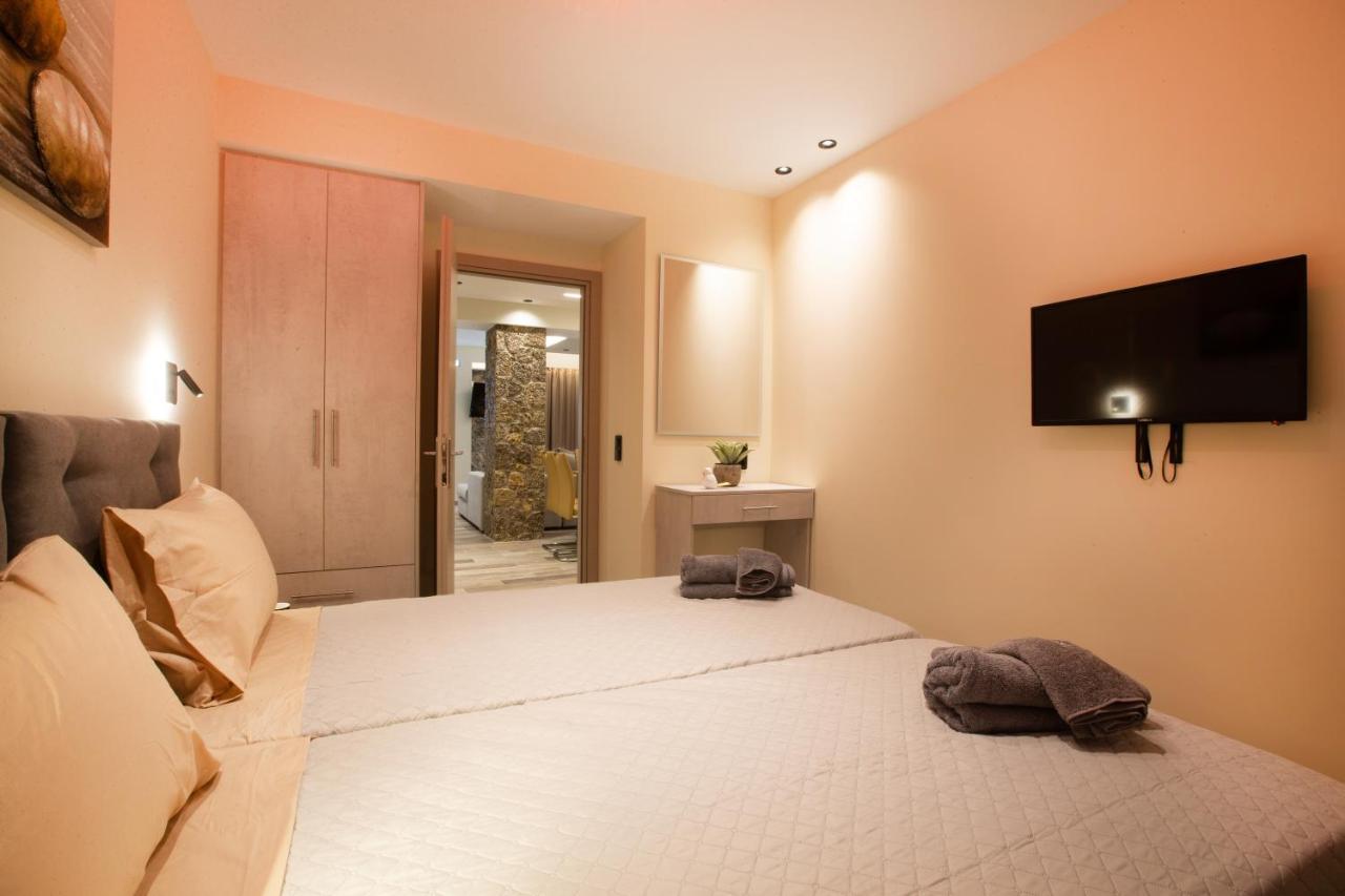 Black Rocks Family, Luxury Seafront Beach Maisonette Agios Gordios  Buitenkant foto