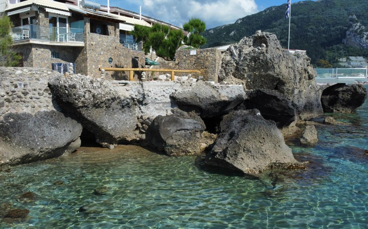 Black Rocks Family, Luxury Seafront Beach Maisonette Agios Gordios  Buitenkant foto